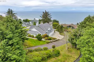 90955 Southview Ln, Florence, OR 97439 - Photo 3