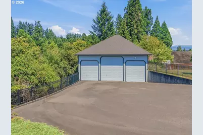 59720 Oliver Heights Ln, Saint Helens, OR 97051 - Photo 3