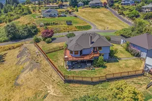 59720 Oliver Heights Ln, Saint Helens, OR 97051 - Photo 7