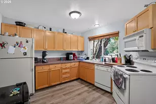 14125 SW Daphne St, Beaverton, OR 97008 - Photo 5