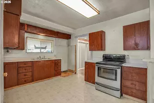 3915 N Montana Ave, Portland, OR 97227 - Photo 19