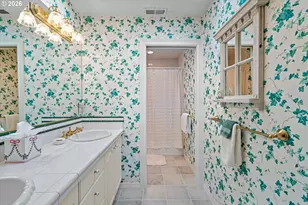 2328 Oakhurst Ln, Lake Oswego, OR 97034 - Photo 37