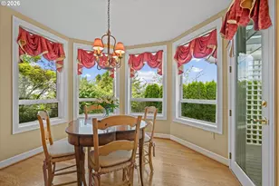 2328 Oakhurst Ln, Lake Oswego, OR 97034 - Photo 19