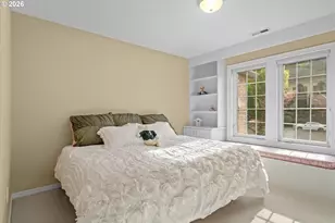 2328 Oakhurst Ln, Lake Oswego, OR 97034 - Photo 33