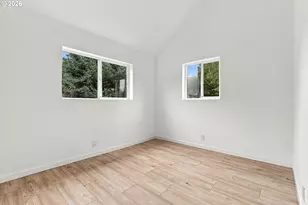 5390 NE Skidmore St, Portland, OR 97218 - Photo 21