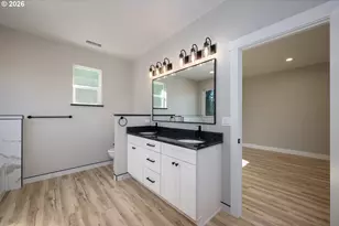 367 Karenza Ln, Roseburg, OR 97471 - Photo 17