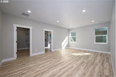 367 Karenza Ln, Roseburg, OR 97471 - Photo 13