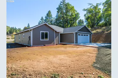 367 Karenza Ln, Roseburg, OR 97471 - Photo 5