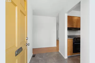 6919 SW 10th Ave, Portland, OR 97219 - Photo 3