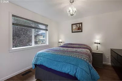 1321 SW Napoleon Pl, Troutdale, OR 97060 - Photo 27