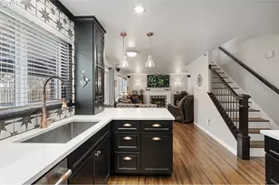 1321 SW Napoleon Pl, Troutdale, OR 97060 - Photo 13