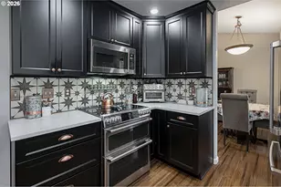 1321 SW Napoleon Pl, Troutdale, OR 97060 - Photo 15