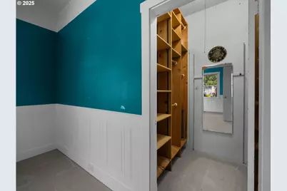 682 S Settlemier Ave, Woodburn, OR 97071 - Photo 21