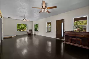 682 S Settlemier Ave, Woodburn, OR 97071 - Photo 7