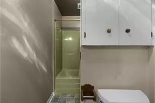 682 S Settlemier Ave, Woodburn, OR 97071 - Photo 17