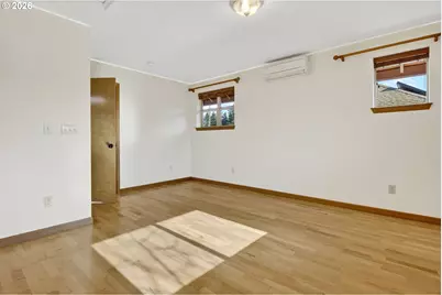 12132 SE Pardee St, Portland, OR 97266 - Photo 29