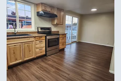 2151 Three Lakes Rd #68, Albany, OR 97322 - Photo 7