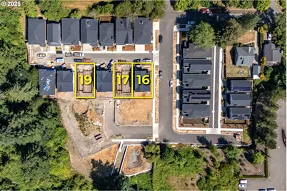 7739 SW 42nd Ave #16, Portland, OR 97219 - Photo 3