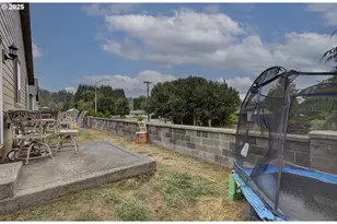 336 York St, Woodland, WA 98674 - Photo 27