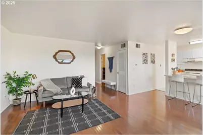 3515 SW Barbur Blvd #P1, Portland, OR 97239 - Photo 9
