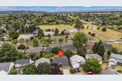21242 SW Winterfield Ln, Beaverton, OR 97003 - Photo 45