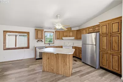 82992 Scott Ln, Creswell, OR 97426 - Photo 19