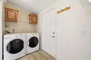 82992 Scott Ln, Creswell, OR 97426 - Photo 33
