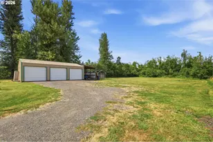 82992 Scott Ln, Creswell, OR 97426 - Photo 11