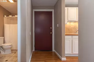 885 NE Sunset St, Roseburg, OR 97470 - Photo 21