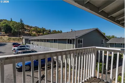 885 NE Sunset St #32, Roseburg, OR 97470 - Photo 13