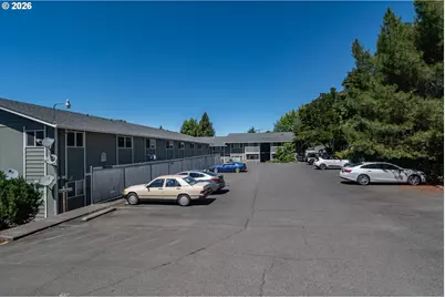 885 NE Sunset St #32, Roseburg, OR 97470 - Photo 43