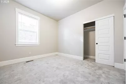 216 NE Tillamook St #A, Portland, OR 97212 - Photo 19