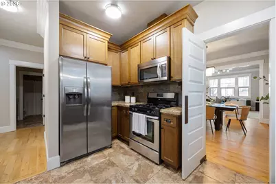 216 NE Tillamook St #A, Portland, OR 97212 - Photo 9