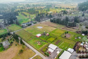1483 SW Hoffman Rd, West Linn, OR 97068 - Photo 9