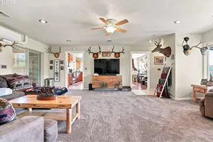 9700 Roberts Creek Rd, Roseburg, OR 97470 - Photo 13