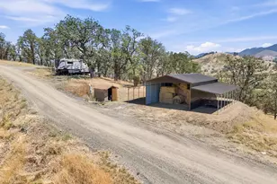 9700 Roberts Creek Rd, Roseburg, OR 97470 - Photo 39
