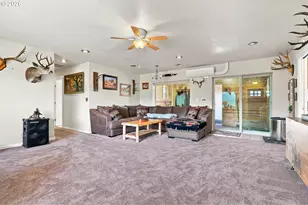 9700 Roberts Creek Rd, Roseburg, OR 97470 - Photo 11