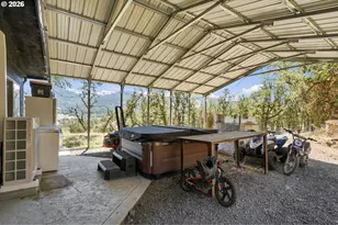 9700 Roberts Creek Rd, Roseburg, OR 97470 - Photo 35