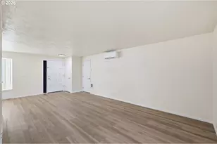 7438 A St, Springfield, OR 97478 - Photo 5