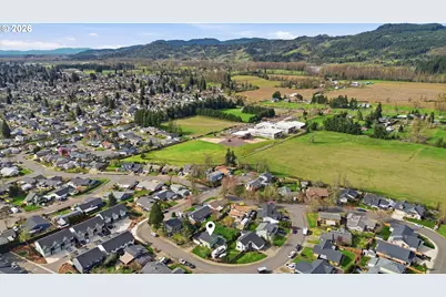 7438 A St, Springfield, OR 97478 - Photo 41