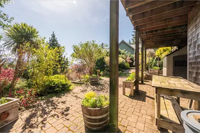 650 Boot Hill Rd, Port Orford, OR 97465 - Photo 43