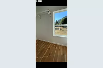 9060 Azalea Glen Rd, Glendale, OR 97442 - Photo 9