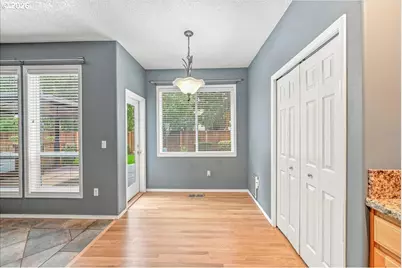 2619 NE Charlois Dr, Hillsboro, OR 97124 - Photo 17