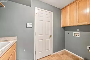 2619 NE Charlois Dr, Hillsboro, OR 97124 - Photo 23