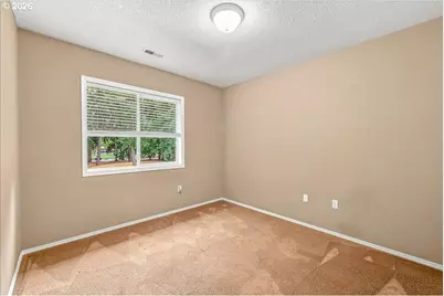 2619 NE Charlois Dr, Hillsboro, OR 97124 - Photo 37
