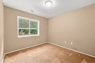 2619 NE Charlois Dr, Hillsboro, OR 97124 - Photo 37