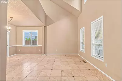 2619 NE Charlois Dr, Hillsboro, OR 97124 - Photo 13