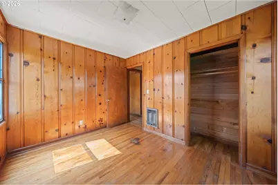 422 E 2nd Ave, Riddle, OR 97469 - Photo 33
