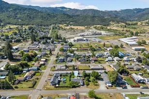 422 E 2nd Ave, Riddle, OR 97469 - Photo 45
