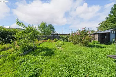 422 E 2nd Ave, Riddle, OR 97469 - Photo 19